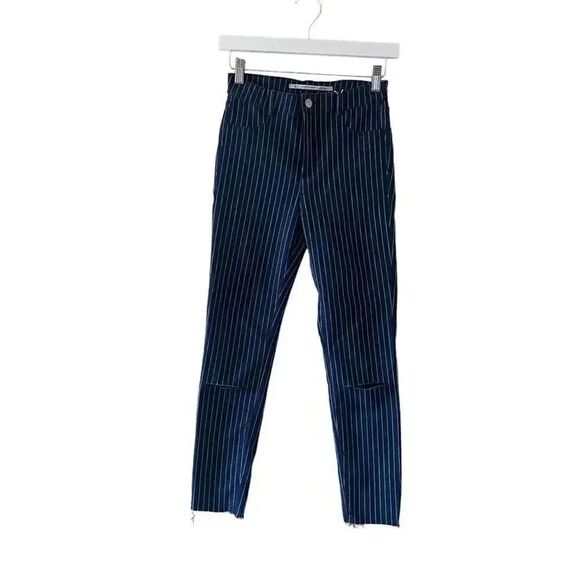NWT Zara Trafaluc Stretch Navy Stripes Denim Slim Fit Distressed Ankle 6 #1131 - Picture 1 of 13
